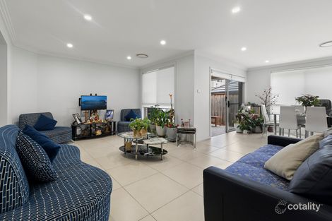 Property photo of 8 Rosedale Circuit Carnes Hill NSW 2171