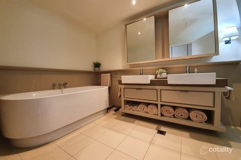 Property photo of 142/8 Waterside Place Docklands VIC 3008