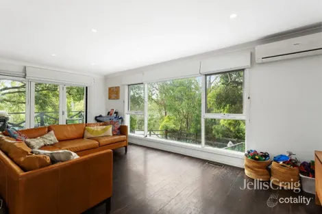 Property photo of 30 Research-Warrandyte Road Research VIC 3095