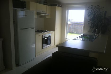 Property photo of 98 McKeachie Drive Aberglasslyn NSW 2320