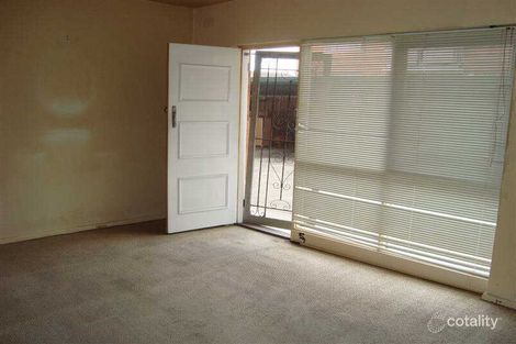 Property photo of 2/27 Seymour Road Elsternwick VIC 3185