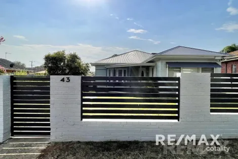 43 Bourke St, Turvey Park, NSW 2650