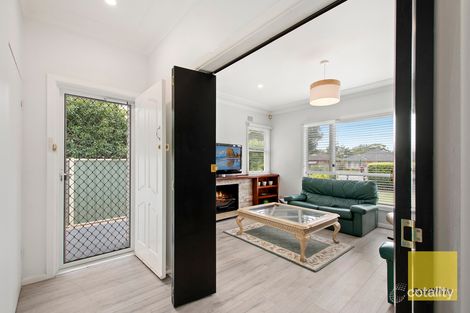 Property photo of 29 Trafalgar Avenue Woy Woy NSW 2256