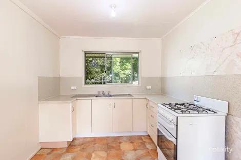 Property photo of 23 Kittyhawk Crescent Kirwan QLD 4817
