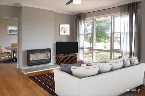 Property photo of 14 Hales Crescent Jacana VIC 3047