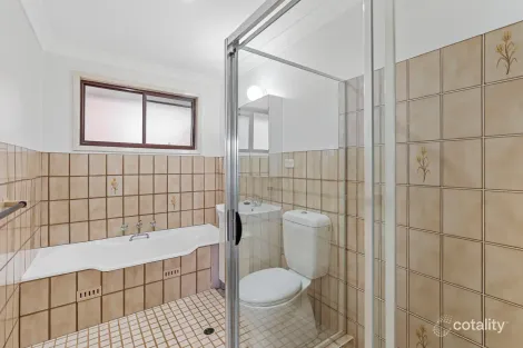 Property photo of 8 Northview Drive Bateau Bay NSW 2261