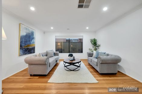 Property photo of 167 Dunnings Road Point Cook VIC 3030