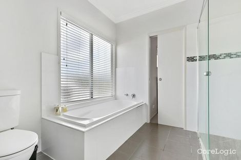 Property photo of 8 Wilson Place Gumdale QLD 4154