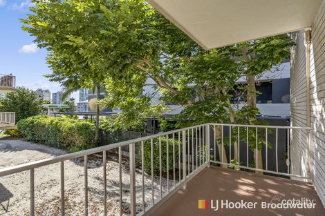 Property photo of 4/4 Baker Avenue Labrador QLD 4215