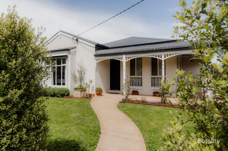2 Yaldwyn St E, Kyneton, VIC 3444