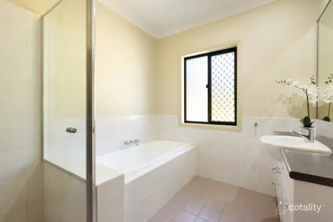 Property photo of 30 Nabberu Street Maudsland QLD 4210
