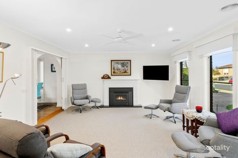 Property photo of 12 Moruya Drive Grovedale VIC 3216