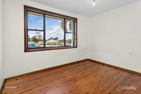 Property photo of 3 Lavis Drive Mount Warrigal NSW 2528