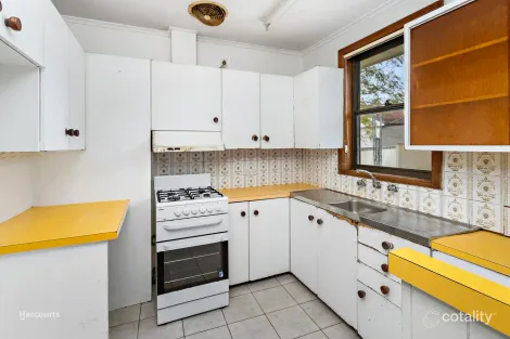Property photo of 3 Lavis Drive Mount Warrigal NSW 2528