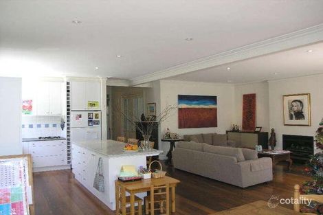 13 Nyora St, Malvern East, VIC 3145