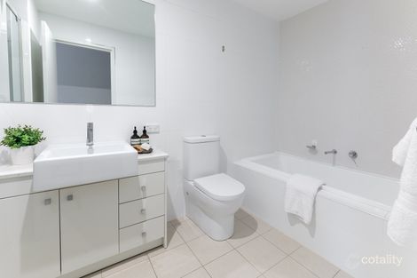 Property photo of 28/74 Pacific Parade Dee Why NSW 2099
