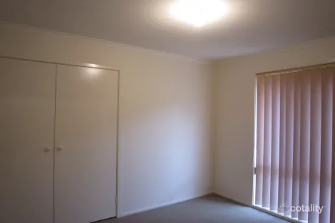 Property photo of 4 Grounds Crescent Greenway ACT 2900