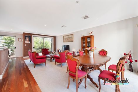 Property photo of 5 Scaranish Way Macquarie Links NSW 2565
