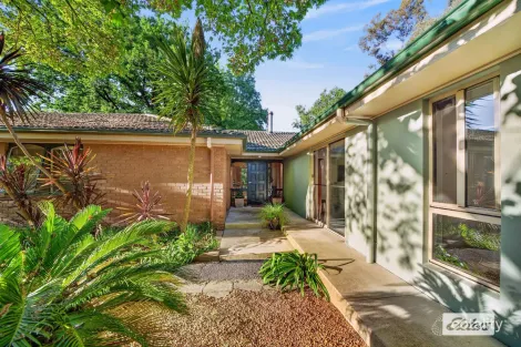 Property photo of 7 Como Court Wodonga VIC 3690
