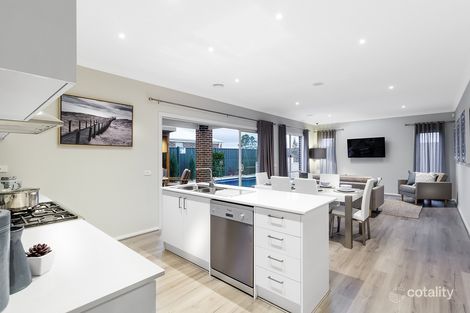 Property photo of 18 Kallista Circuit Officer VIC 3809