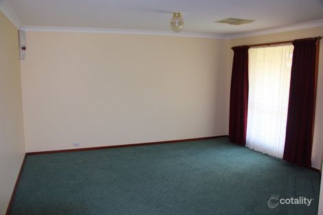 Property photo of 27 McNarry Place Young NSW 2594