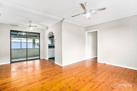 Property photo of 5 Alfred Crescent Lake Illawarra NSW 2528