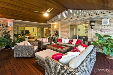 Property photo of 17 Emanuel Court Wattle Grove WA 6107