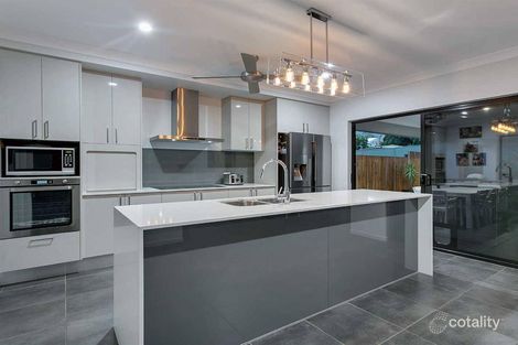 67 City View Cres, Mooroobool, QLD 4870