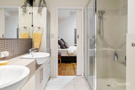 Property photo of 28 Honeymyrtle Turn Stirling WA 6021