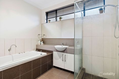 Property photo of 28 Honeymyrtle Turn Stirling WA 6021
