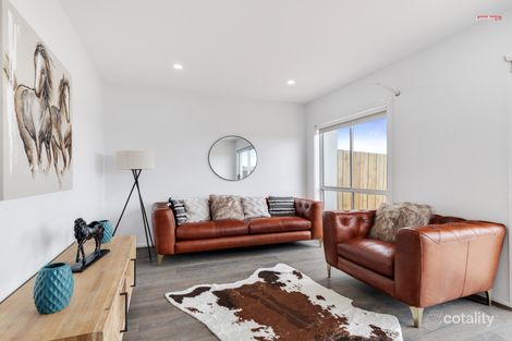 Property photo of 40 Nightingale Road Mickleham VIC 3064