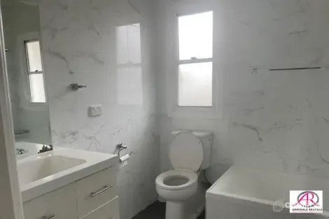 Property photo of 39 Taylor Street Armidale NSW 2350