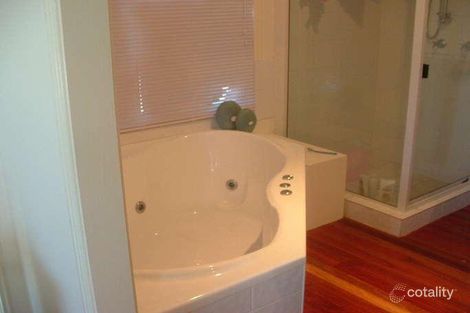 Property photo of 17 Waterfront Drive Agnes Water QLD 4677