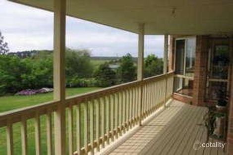 Property photo of 82 Northview Close Coolangatta NSW 2535