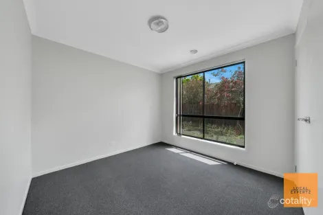 Property photo of 19 Pinrush Road Brookfield VIC 3338