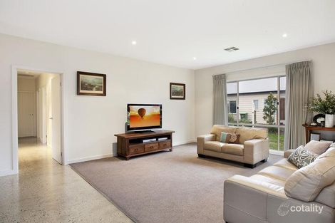 Property photo of 21 Bluegum Circuit Riddells Creek VIC 3431