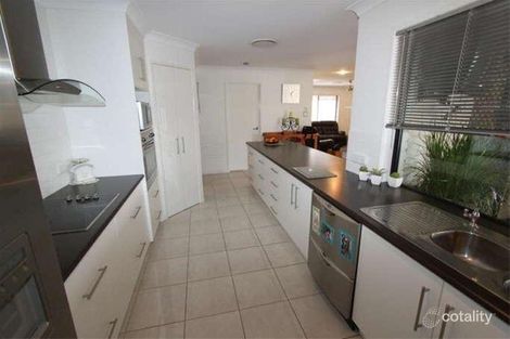 Property photo of 8 Wheeler Avenue Gracemere QLD 4702