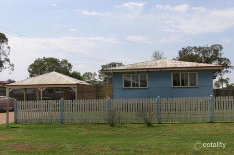 3 Proposch St, Oakey, QLD 4401