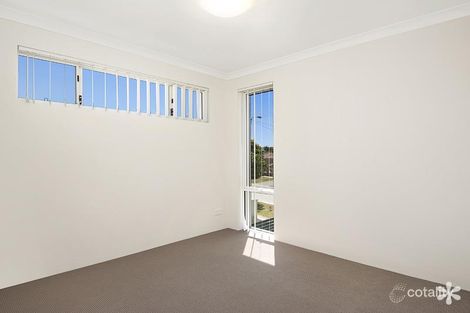 Property photo of 4/43 Hooley Road Midland WA 6056