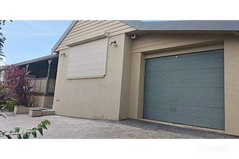 4 Lilian St, Campbelltown, NSW 2560