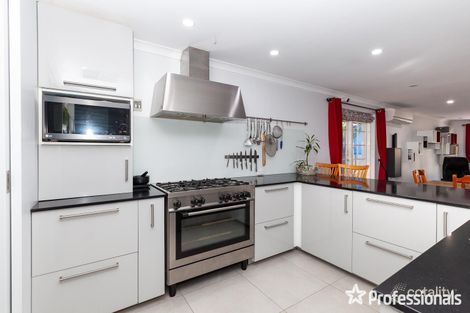 Property photo of 38 Lensham Place Armadale WA 6112