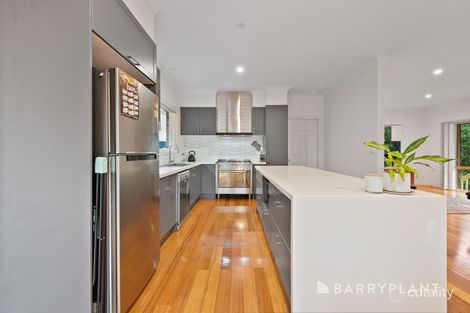 Property photo of 2/24 Railway Road Briar Hill VIC 3088