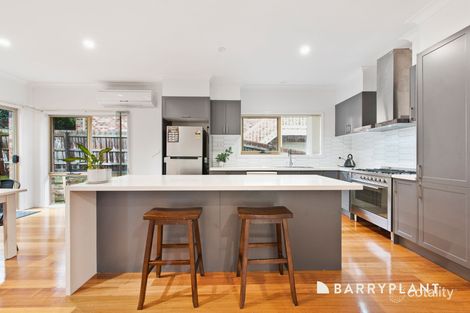 Property photo of 2/24 Railway Road Briar Hill VIC 3088