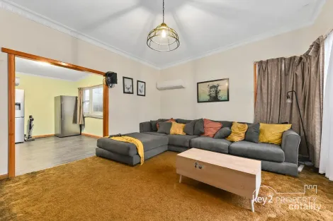Property photo of 11 Heyes Place Mowbray TAS 7248