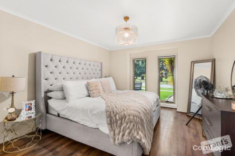 Property photo of 22 Hammerwood Green Beaconsfield VIC 3807