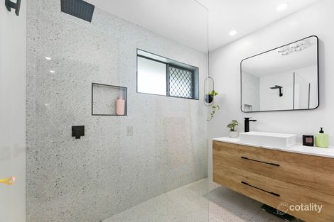 Property photo of 6 Grebe Place Burleigh Waters QLD 4220