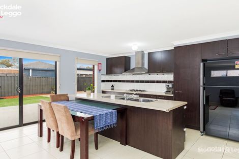 Property photo of 37 Clematis Crescent Manor Lakes VIC 3024