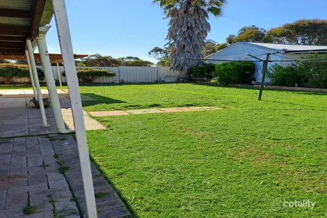 Property photo of 16 Lathom Street Broomehill Village WA 6318