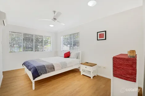 Property photo of 1/4-8 Stuart Street North Ward QLD 4810
