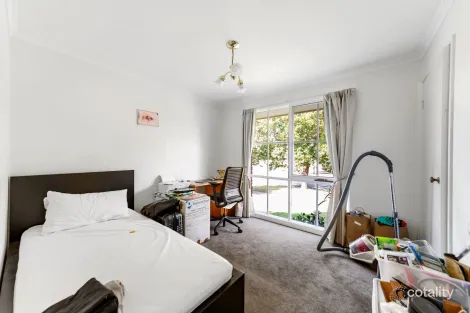 Property photo of 24 Kennedy Road Pakenham VIC 3810